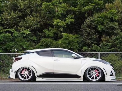 Toyota CHR and Bagged: The Perfect Blend of Aesthetics and Performance