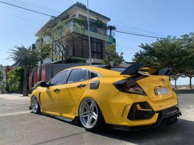 The Power of the Honda Civic Bagged: A Modified Masterpiece