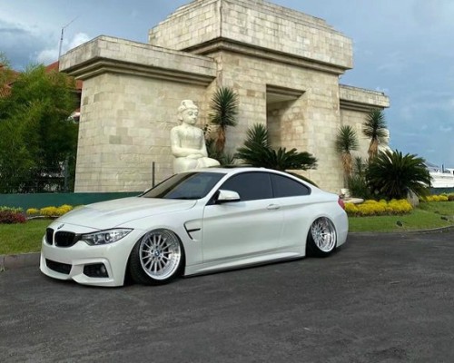 White BMW 4 series bagged minimalist style