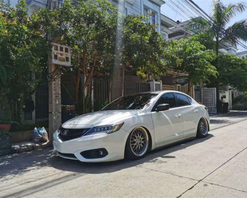 Cambodian Acura ILX Bagged handsome and low profile