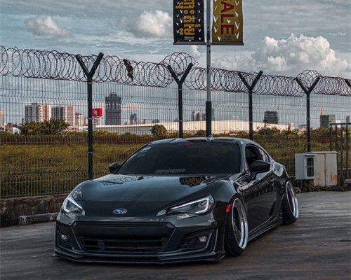 BRZ and Bagged: Showcasing the Allure of Low Stance