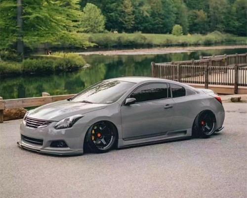Breaking the Mold: Infiniti G37 Unleashes Style and Passion with Bagged Suspension