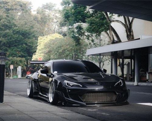ake Your Toyota 86 to the Next Level with Bagged Suspension